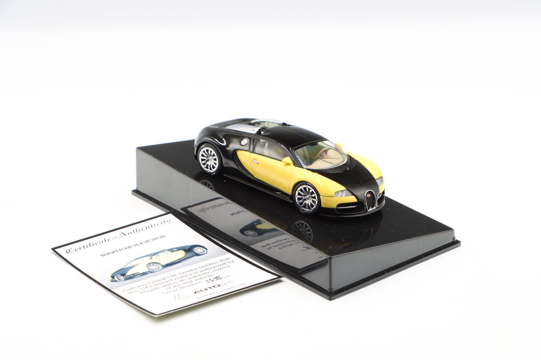 Bugatti Modellini d'auto: Bugatti Veyron 16.4 2001 1:43 AutoArt – Nuovo e nell'imballaggio originale da Bühl b.Aarberg venduto da modelldiecast 9