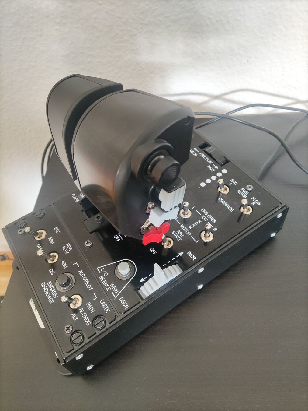 Thrustmaster Controller: Thrustmaster HOTAS Warthog Joystick - So gut wie neu! – Usato da Zürich venduto da stecardo 2