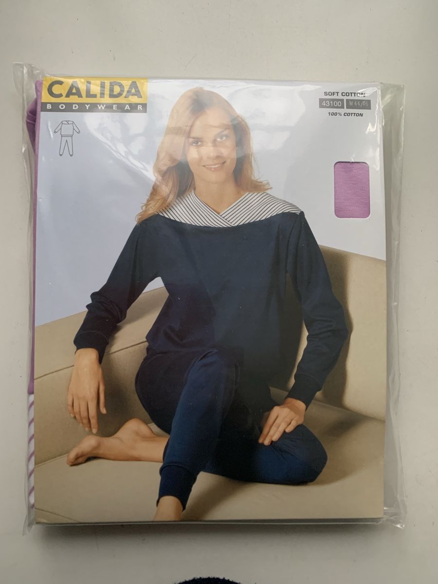 Calida Negligees & Pigiami: Calida Pyjama lila Gr. M, Neu – Nuovo (secondo la descrizione) da Egg b. Zürich venduto da ohtannenbaum