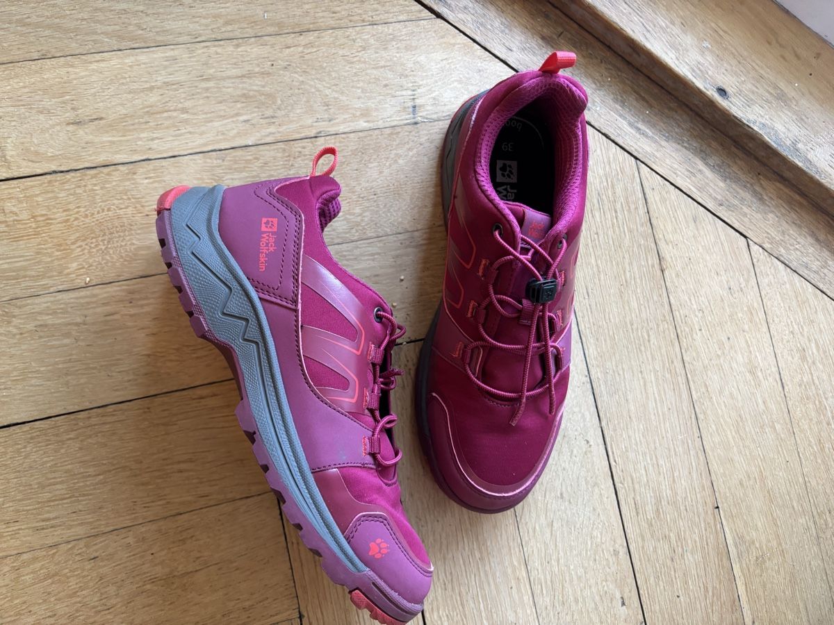 Jack Wolfskin Scarpe da donna: Bottes de randonnée Jack Wolfskin  – Nuovo (secondo la descrizione) da Neuchâtel venduto da mal_9tg9