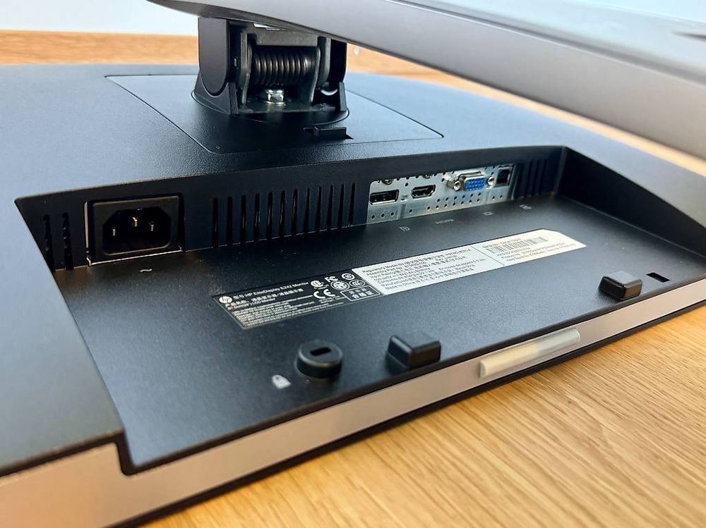HP EliteDisplay E242 PC-Bildschirm - 24