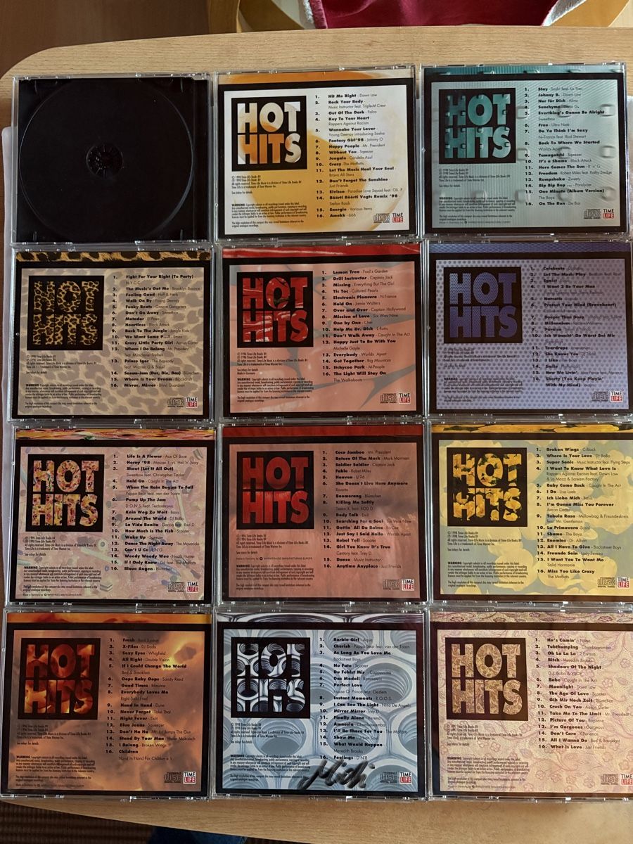 CD: 12 Musik CD Hot Hits – Usato da Neunkirch venduto da dielocke72 1