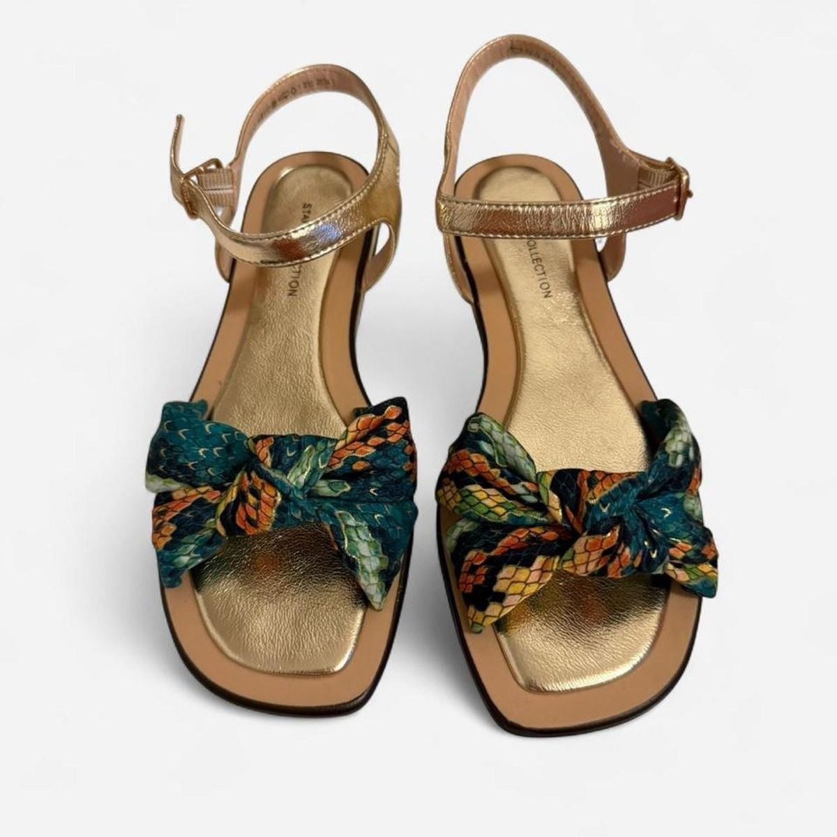 Scarpe da donna: Sandals with bow detail – Nuovo (secondo la descrizione) da Basel venduto da 1moonstar