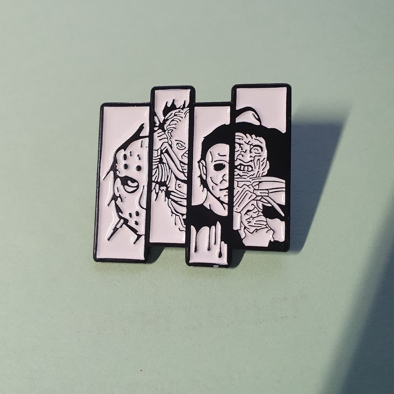 Plaketten & Abzeichen: Horrorfilme Pin – Neu (gemäss Beschreibung) aus Herzogenbuchsee von ecrn23