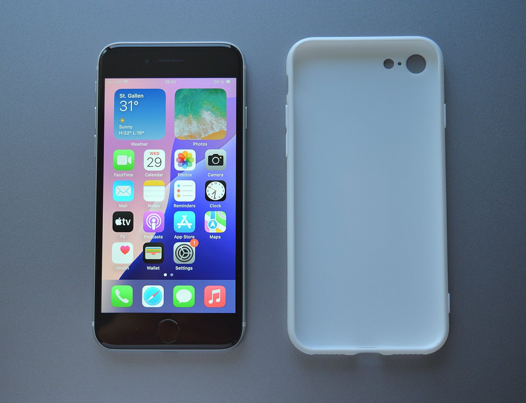 Apple Telefoni cellulari / Smartphones: iPhone SE 2020 64gb, 100% Akku – Usato da Pfäffikon SZ venduto da max_5ylc