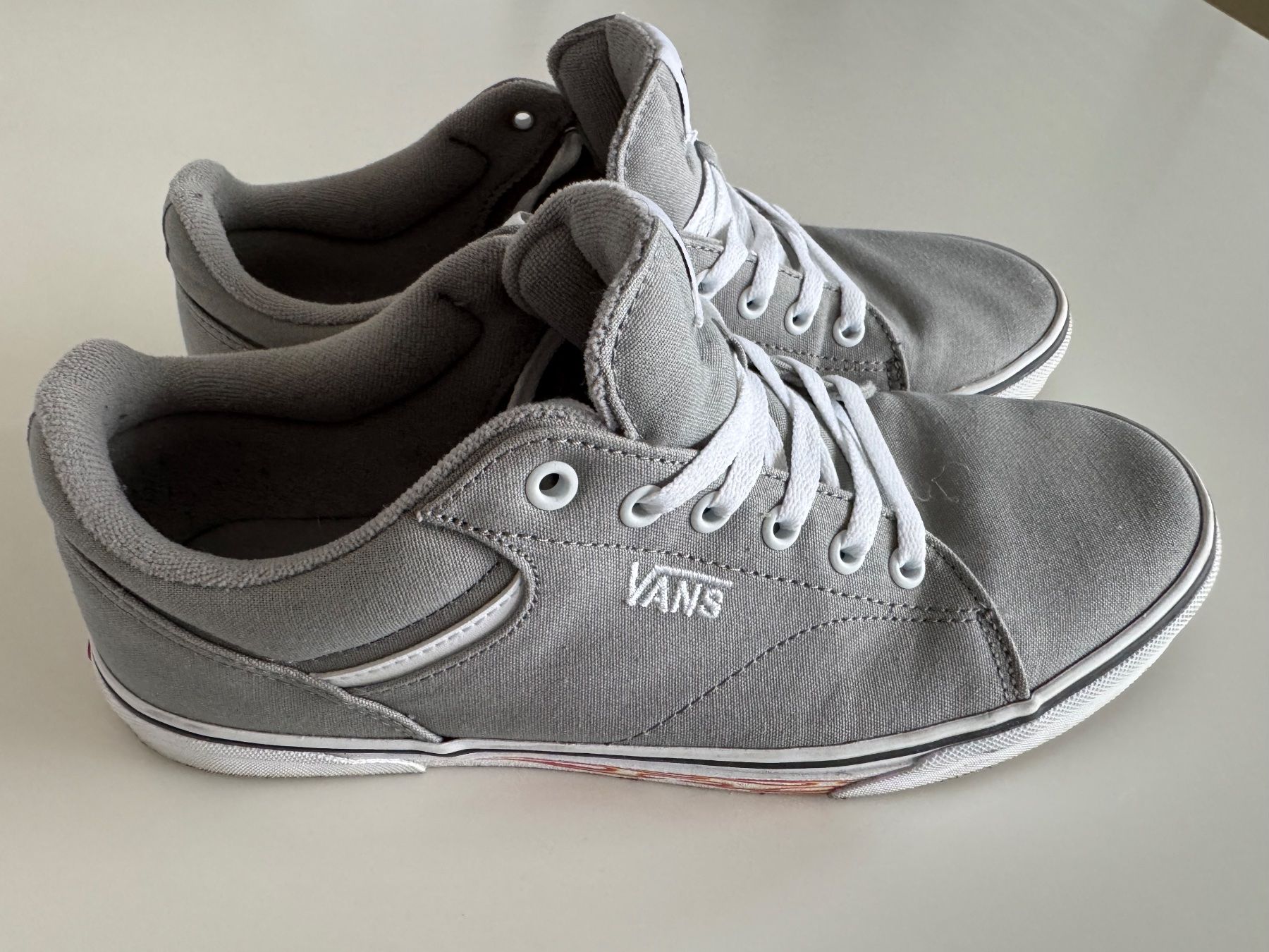 Vans Scarpe da uomo: Vans Sneakers – Usato da Domat/Ems venduto da cowi