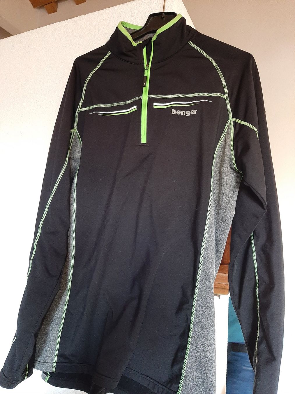 T-shirts: Sport TShirt – D'occasion à chur par berni048