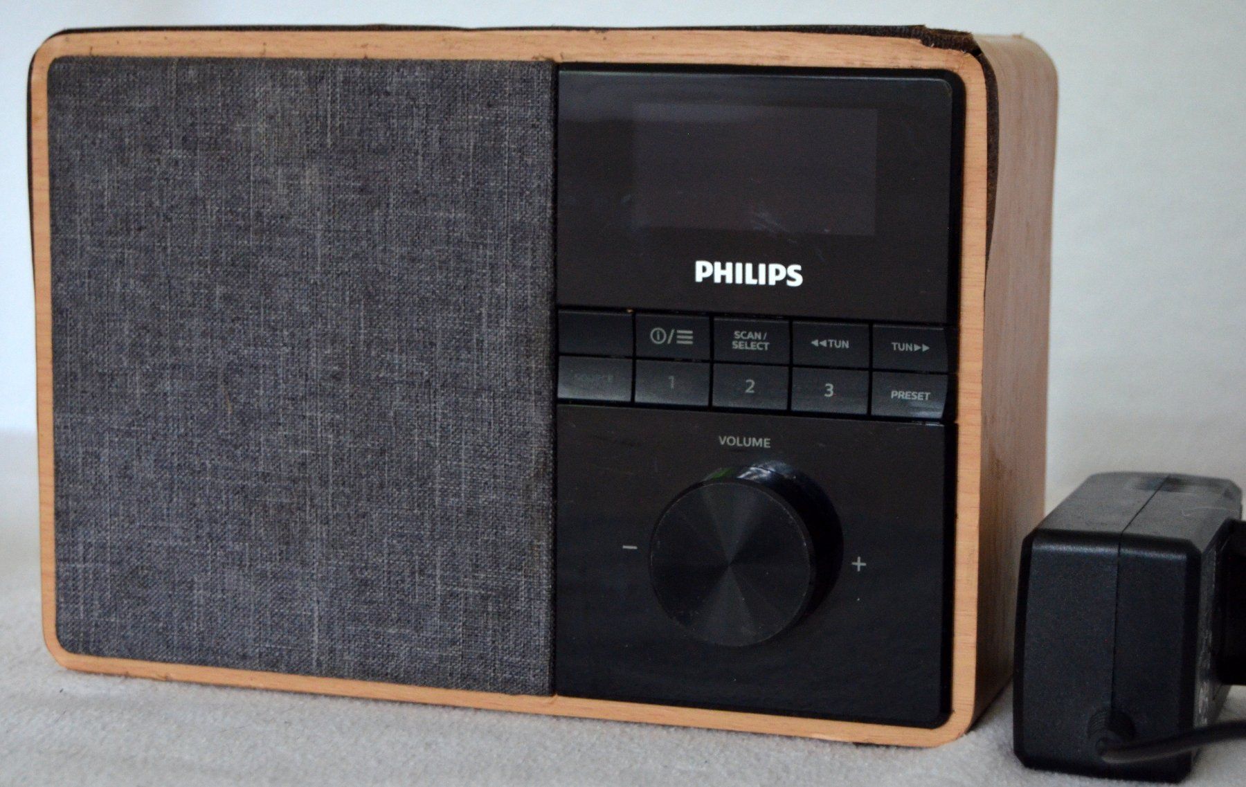 Philips Radios: Radio Philips TAR5505/10 DAB + Bluetooth – Gebraucht aus Collonges von arashee 1