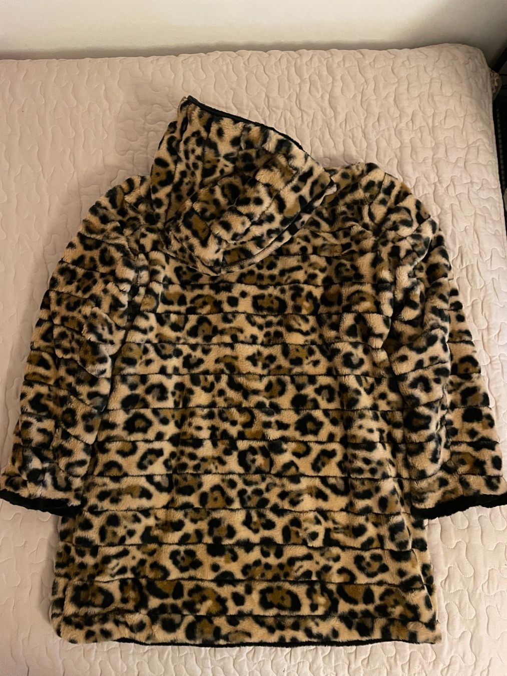 Cappotti: Reversible Coat (black/Leopard) – Nuovo (secondo la descrizione) da Chiasso venduto da Er_Mon 3