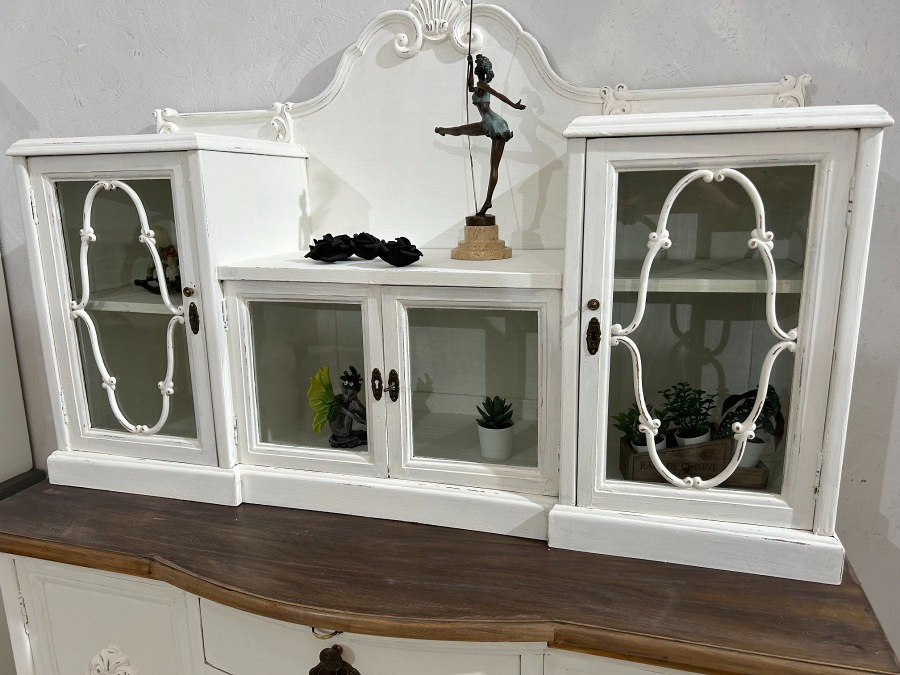 Büffets: Küchenbuffet Schrank Vitrine Eiche antik weiss vintage – Gebraucht aus Gränichen von boernies01 4