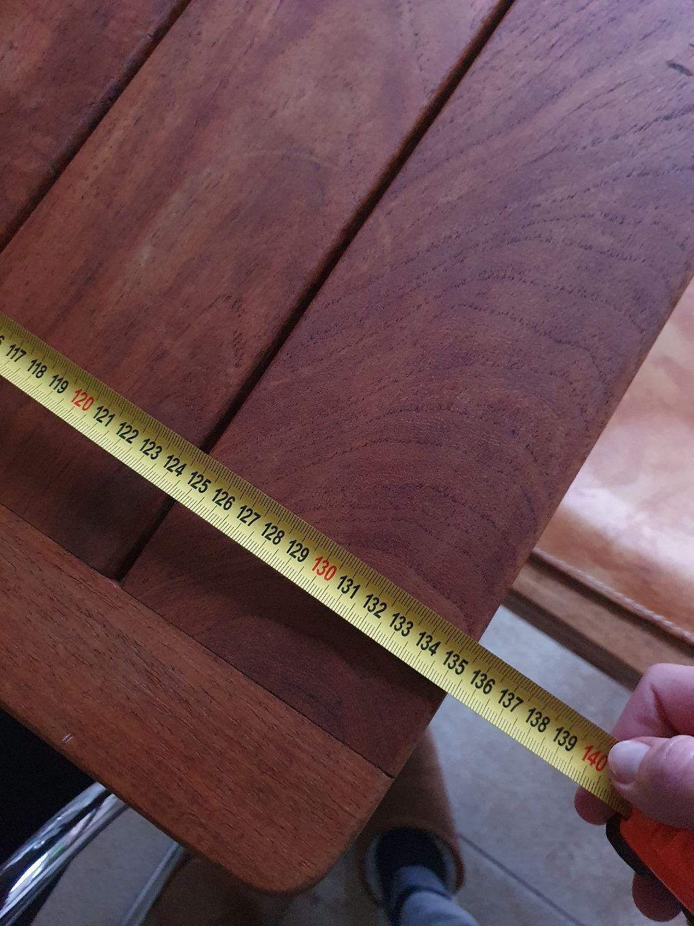 Tavoli: Massiver Antik Holztisch ca. 135x85cm – Usato da Zürich venduto da tachermann 2