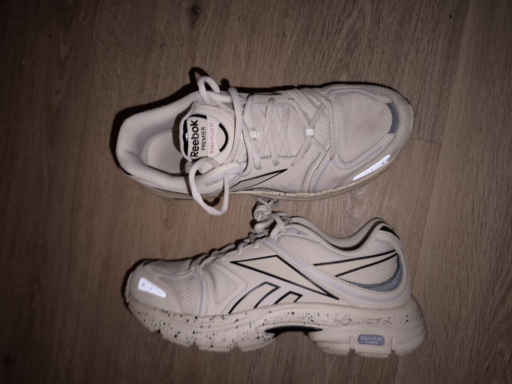 Reebok Chaussures hommes: Reebok Premier Road Plus VI Sneaker 40.5 – D'occasion à Turbenthal par benzdk5