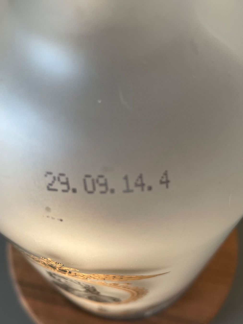 Alle Dekorationen: Einzigartige Flaschenlampe aus Glas von – Gebraucht aus Winkel von Kade50 4