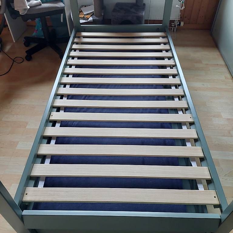 Letti: Kinder Haus-Bett – Usato da Thierachern venduto da lor_89x7 1