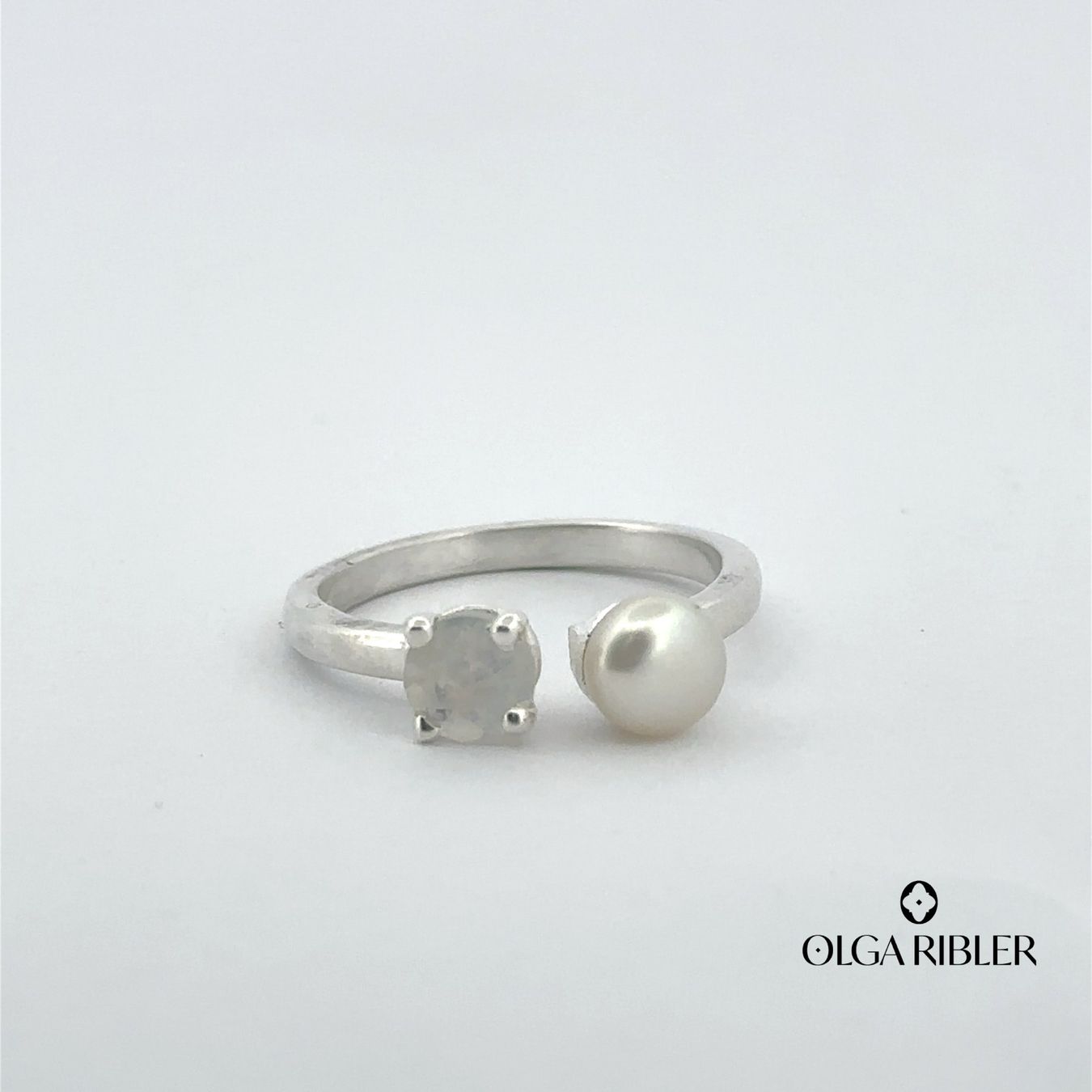 Olga Ribler Anelli: Feiner Ring 925 Sterling Silber mit 2 Steinen  Grösse 52 – Nuovo (secondo la descrizione) da Luzern venduto da Schmuckoutlet 7