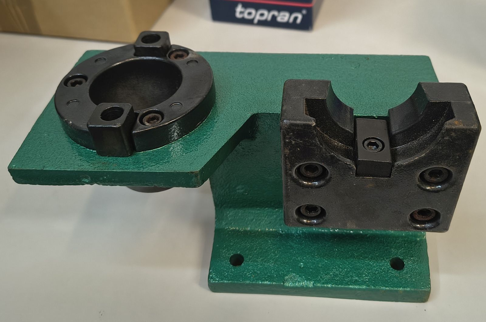 Tutti gli attrezzi: Montageblock BT40 Tool Post – Usato da Buch b. Frauenfeld venduto da Pinray