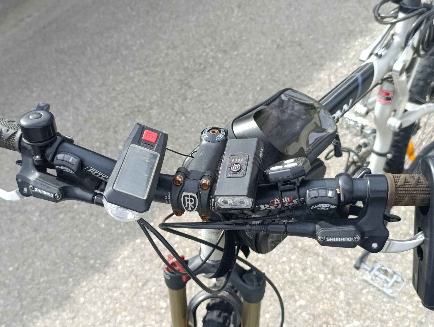 Vélos: mountainbike Arrow – D'occasion à Château-d'Oex par roy_9x9r 2