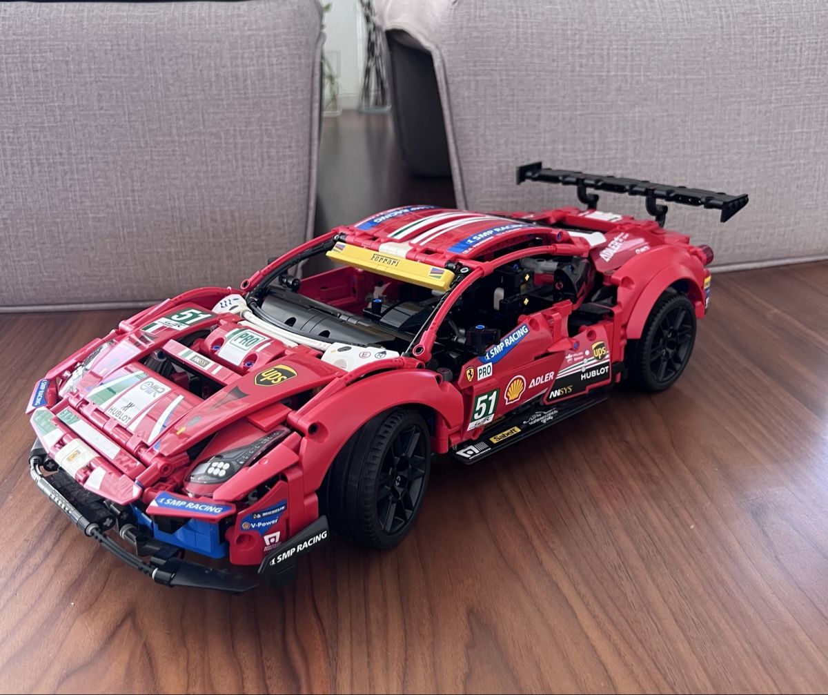 Lego Baukästen: Lego Technic Ferrari 488 GTE  – Gebraucht aus Nidau von jbchma 1