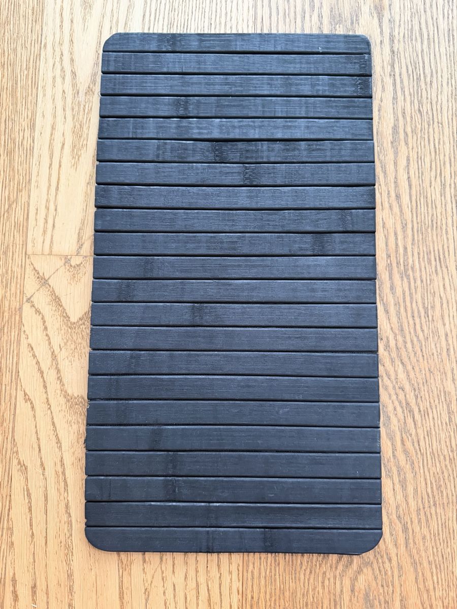 Tablet PC: AMAZON Sofa Tablett schwarz 23.5x44cm (2025) – Usato da Hünenberg venduto da Paddels