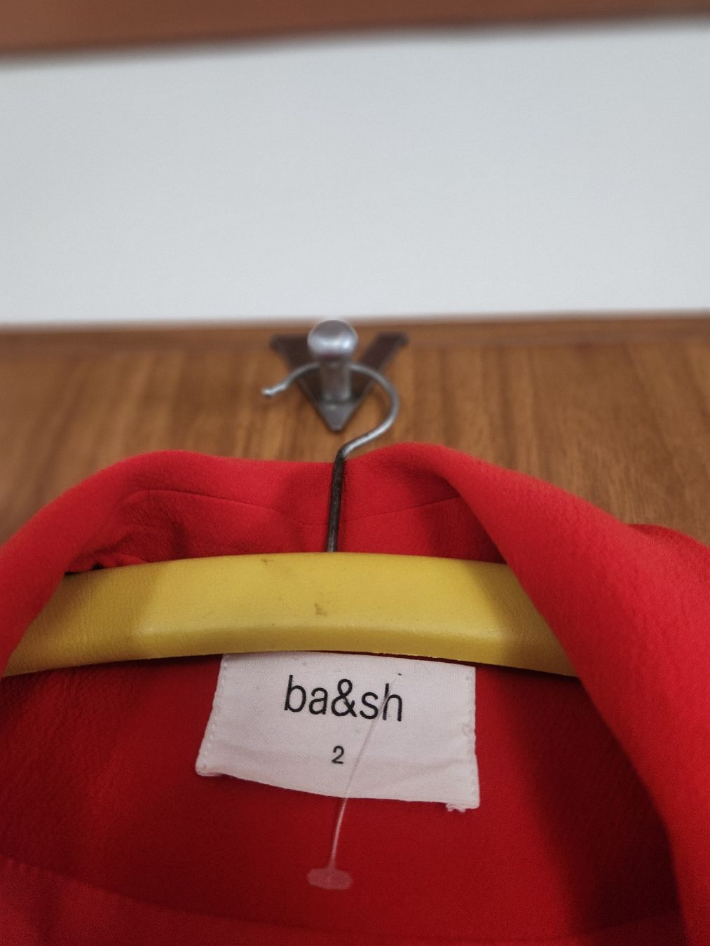 Ba&Sh Giacche: Blazer Rouge ba&sh Taille 2 / M /L – Usato da Niedergösgen venduto da Eva2410 5
