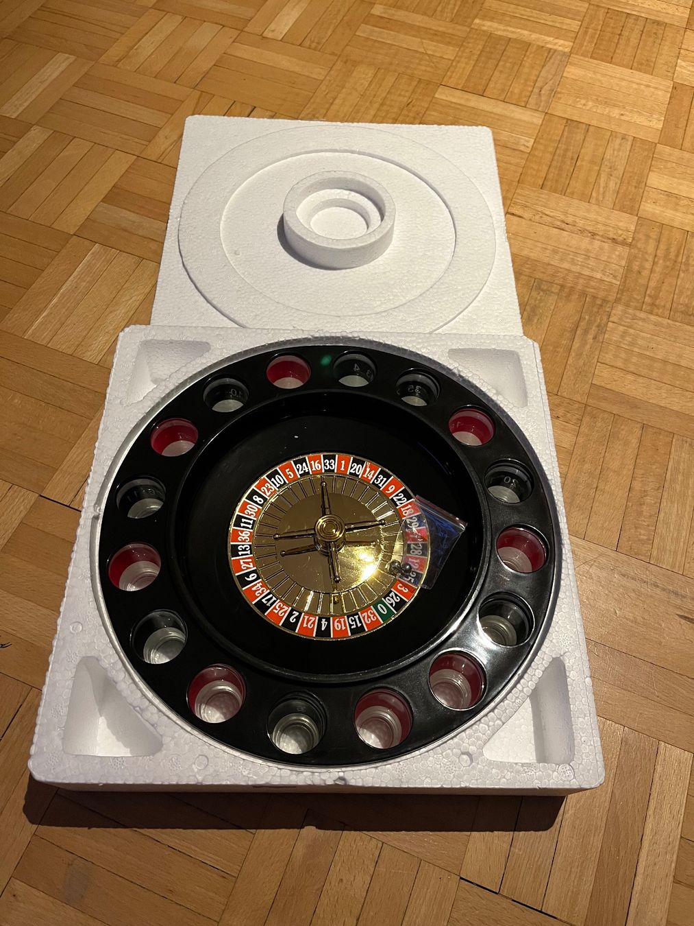 Giochi: Drinking Roulette – Nuovo e nell'imballaggio originale da Basel venduto da Ruemli17 1
