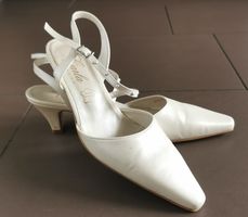 Elegante weisse Brautschuhe Carla Selvone, Gr. 39