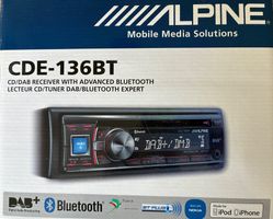 Autoradio Alpine CDE-136BT DAB+ Bluetooth gebraucht