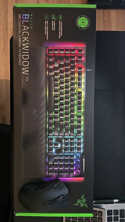 Tastiere: Razer BlackWidow V4 + Razer DeathAdder V2 X HyperSpeed – Usato da Bex venduto da goncalo_alves30