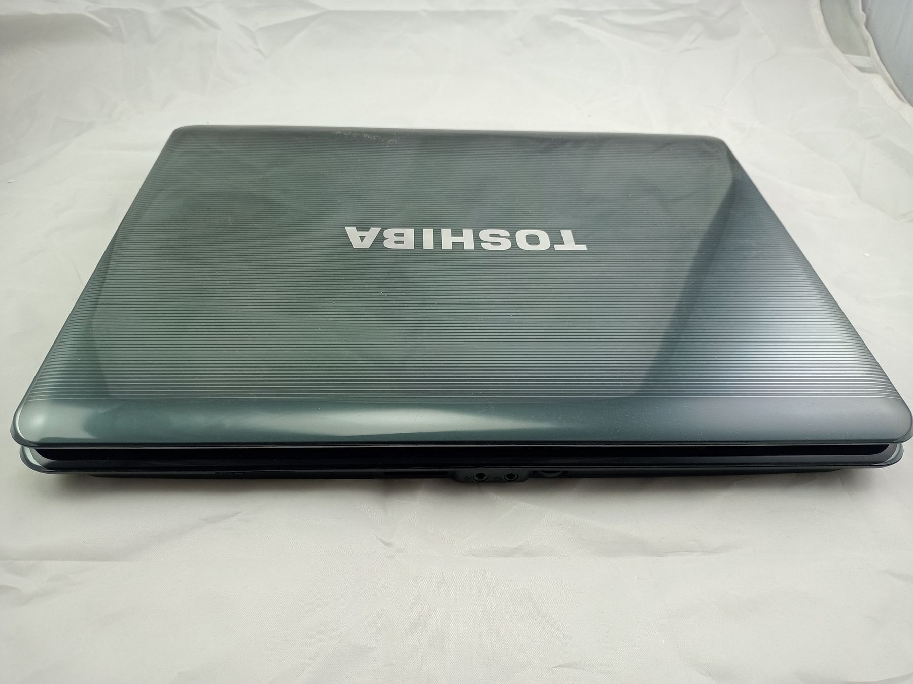Portables: Toshiba Satellite A300-1J4 Notebook – D'occasion à Buchs AG par SellAndBuyX 1