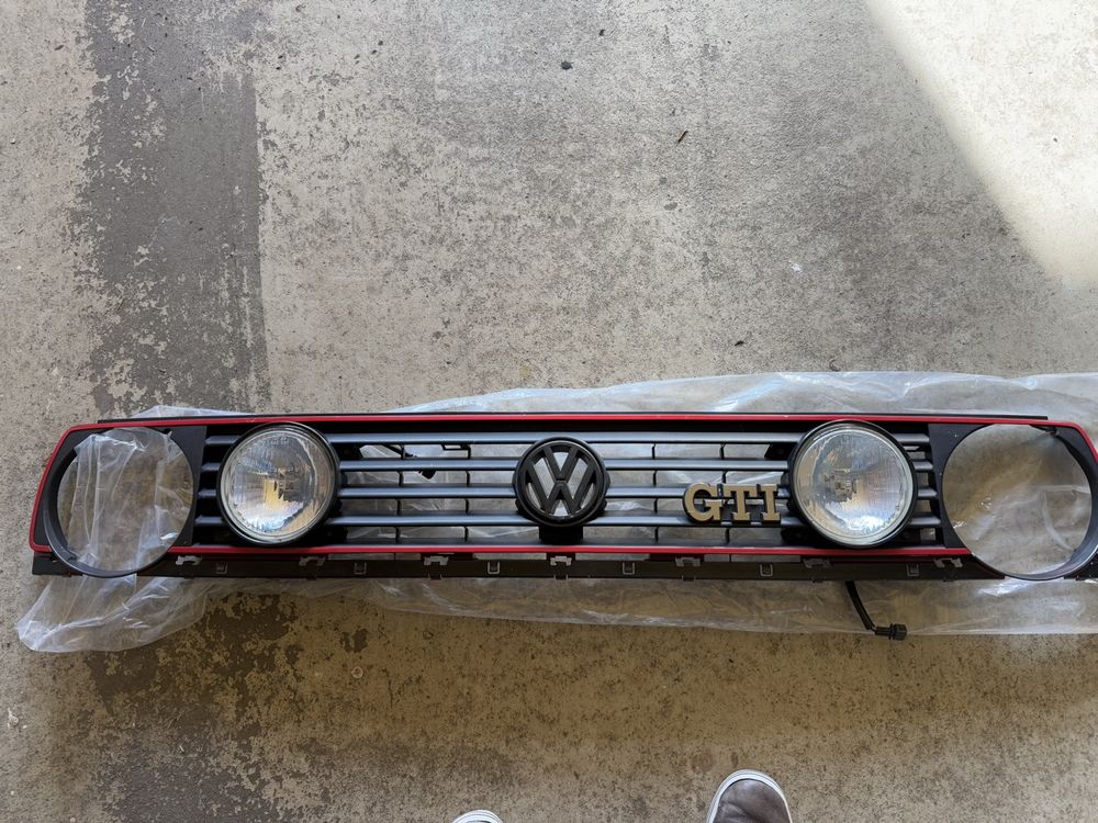 VW Golf 2 GTI G60 Grill Kühlergrill (Gebraucht) in Langnau i. E. für ...