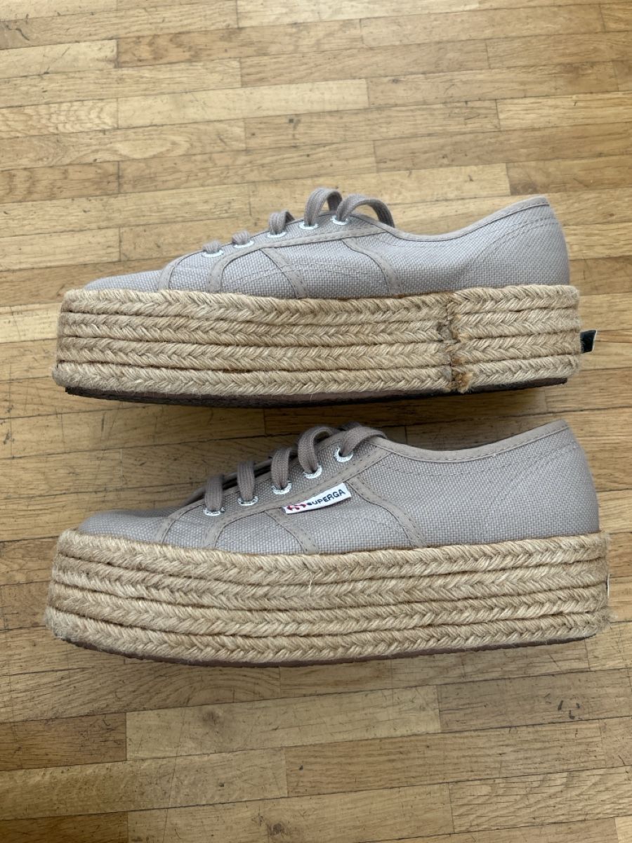Superga Scarpe da donna: Superga Sneakers Plateau Gr. 38 – Usato da Winterthur venduto da Guizza93 1