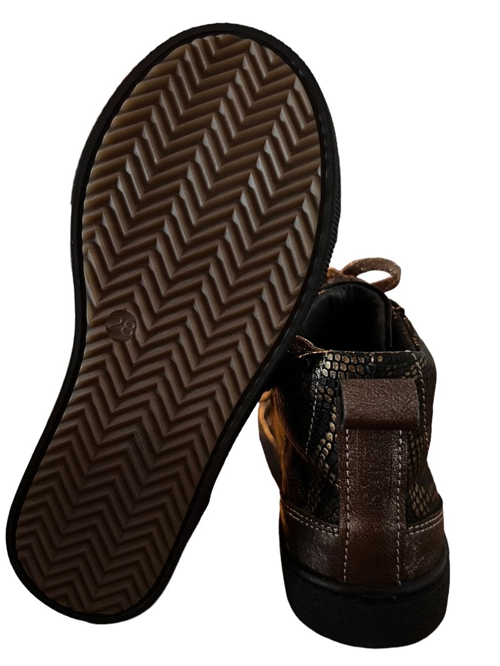 Scarpe per ragazze: Liquidation_ Sneaker aus Leder, Gr. 31 – Nuovo e nell'imballaggio originale da Steinhausen venduto da Jan_CesilWeber 5