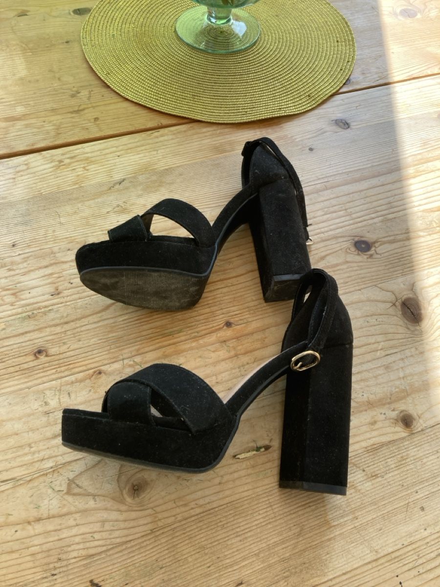 Chaussures femmes: Sandalen – D'occasion à Romanshorn par gokken 4