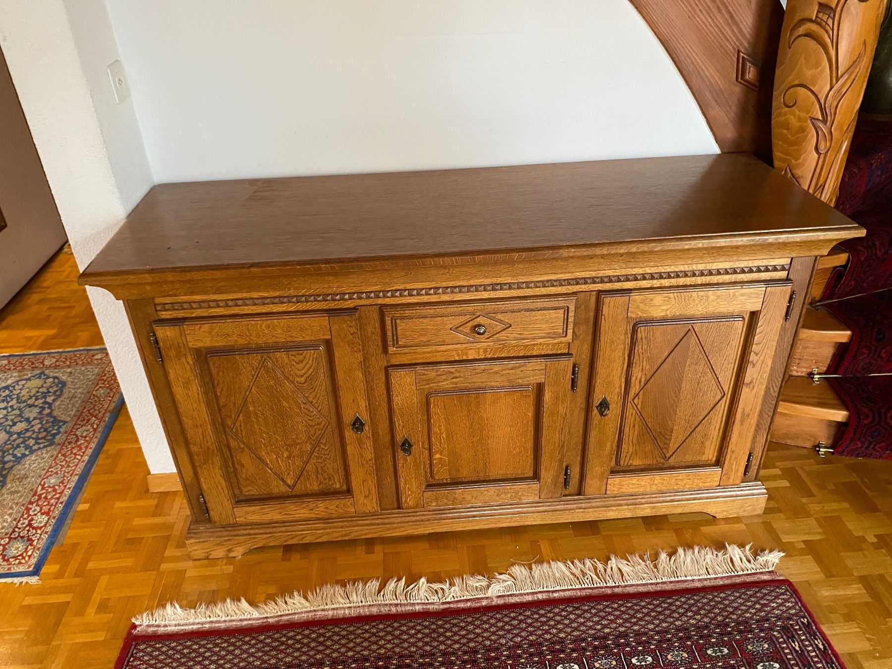 Pfister Büffets: Sideboard / Anrichte Eiche – Gebraucht aus Suhr von Hh2o