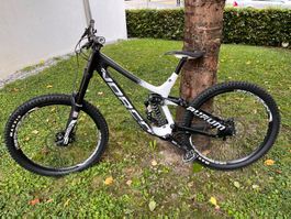 Downhill Bike - Norco Aurum C 7.3