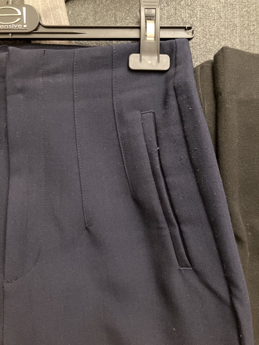 Stradivarius Pantaloni: Stradivarius High Waist Hose navy 36 – Usato da Herrliberg venduto da spunggi 3