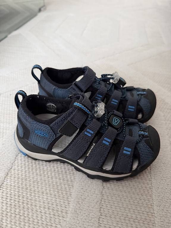 Chaussures garçon: Keen Sandalen – D'occasion à Bülach par Peron83 1