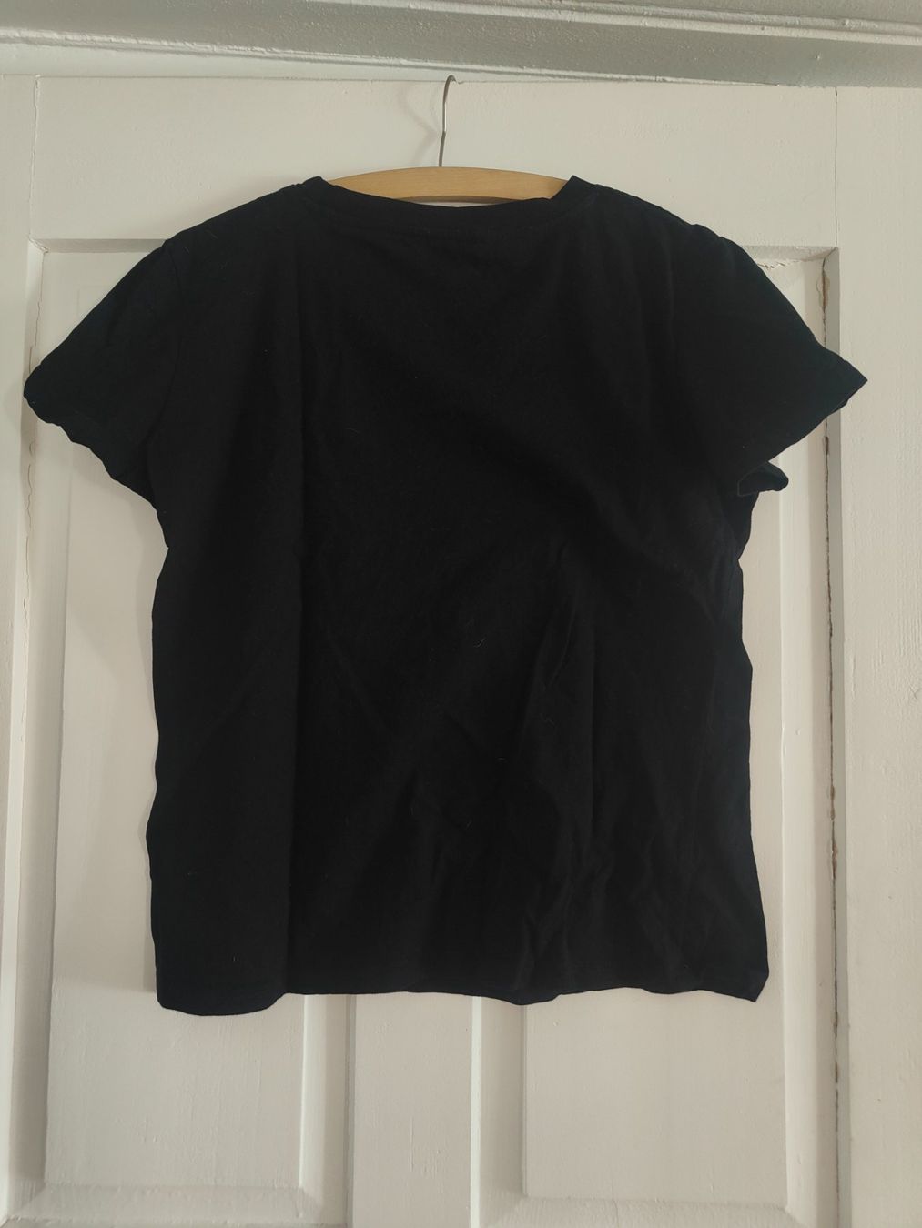 Shein T-shirt: Schwarzes T-Shirt mit Print – Usato da Schleitheim venduto da eug_1701 2