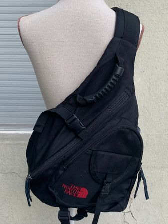 Superbe sac à dos THE NORTH FACE une sangle