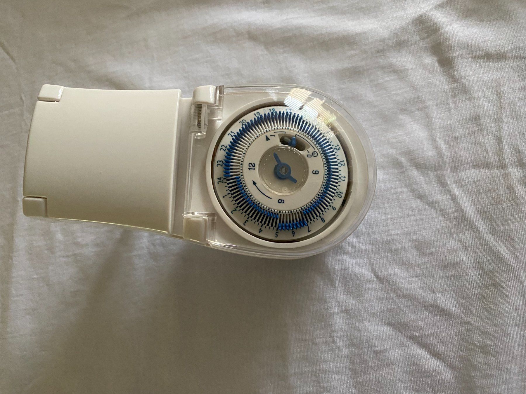 Spine: Mechanischer Timer  2400 W.  (1204404) – Usato da Allenwinden venduto da Obalu
