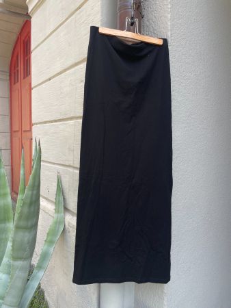 Black long skirt