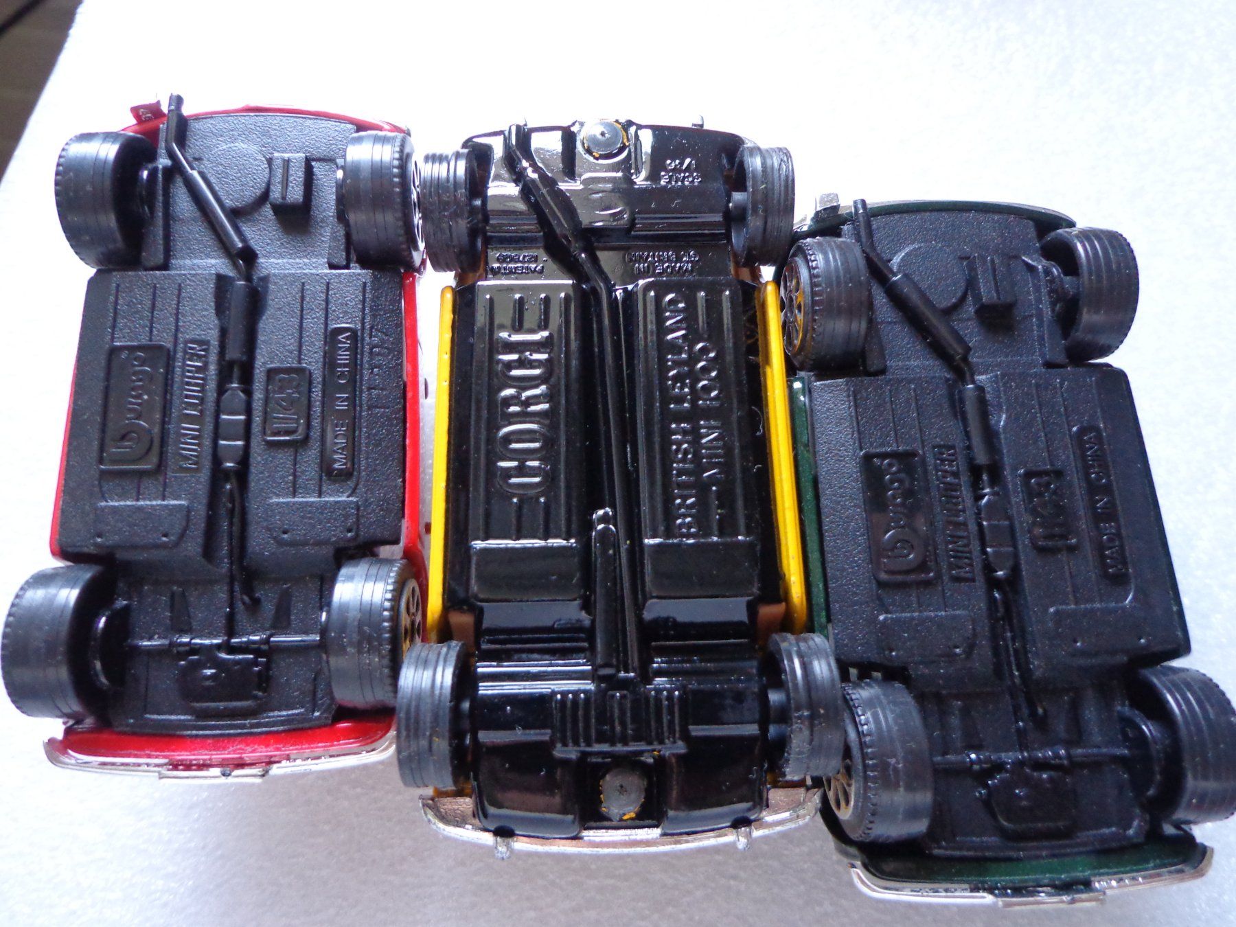 Modellini d'auto: Mini 850/1000 alte Form, Lot – Nuovo (secondo la descrizione) da Hinterkappelen venduto da Roku5 8