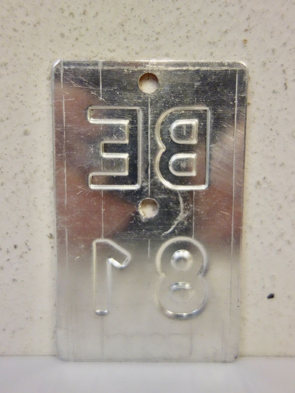 Insegne: BE 81 VELONUMMER - FAHRRADSCHILD 1981 – Usato da Kerzers venduto da zimmergruen 4