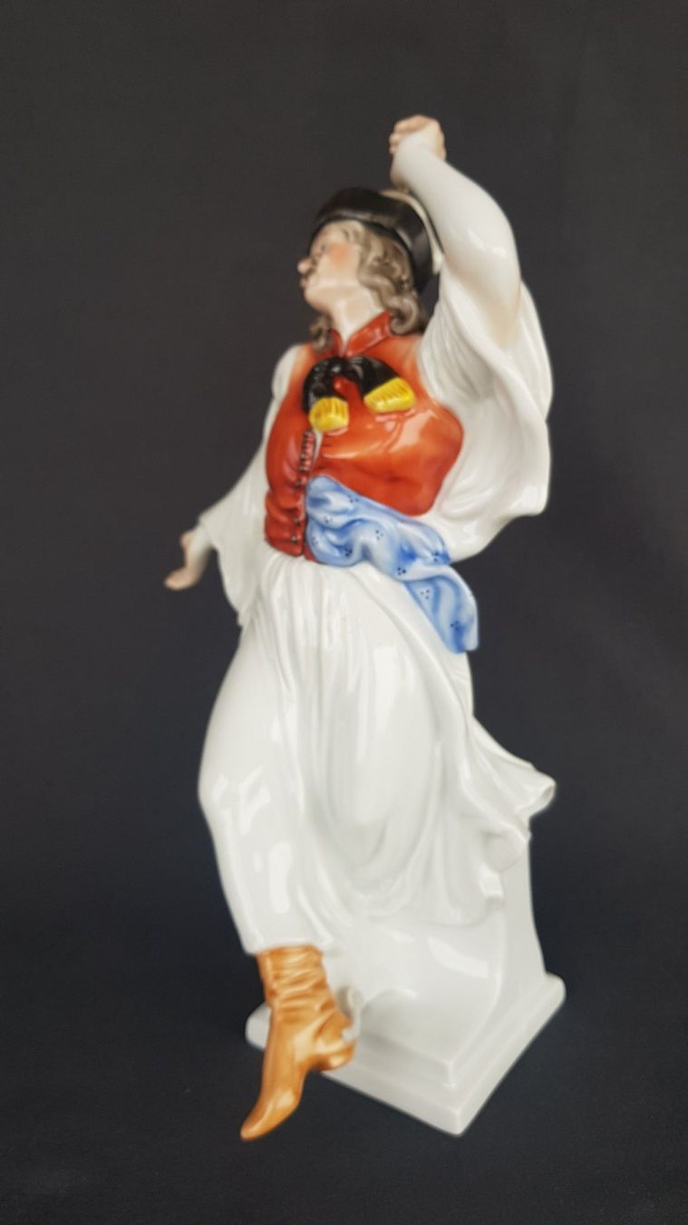 Herend Statuette: Herend - Ungarischer Volkstänzer  -  aus  Schweizer Sammlung – Usato da Horw venduto da Kunstreich7 1