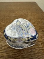 Boîte à bijoux en porcelaine, forme cœur, paon