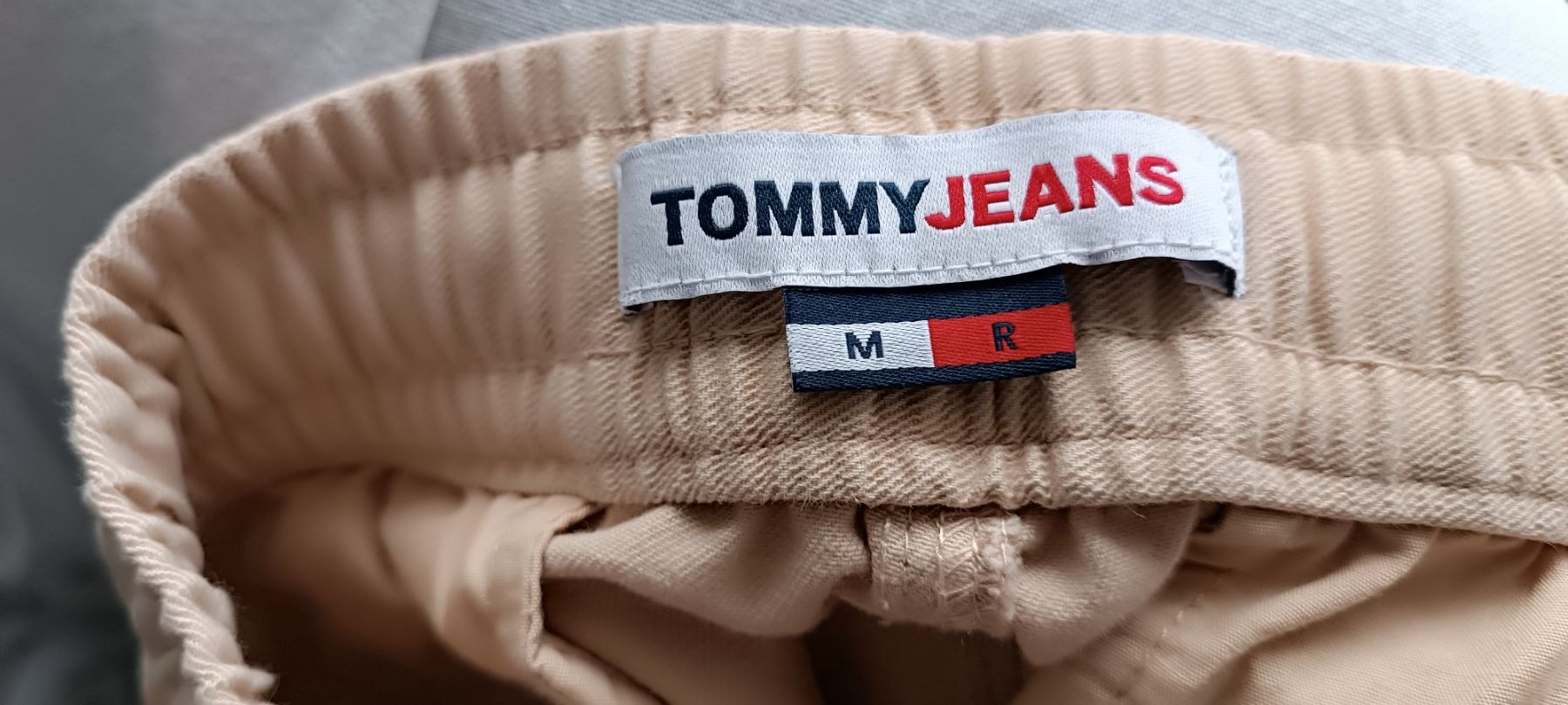 Tommy Hilfiger Pantaloni: Tommy Hilfiger Tommy Jeans – Nuovo (secondo la descrizione) da Pfungen venduto da pegbob 3