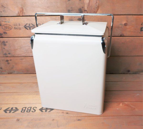 Bekijk Vintage Italiaanse Barok Nesting Tafeltjes op