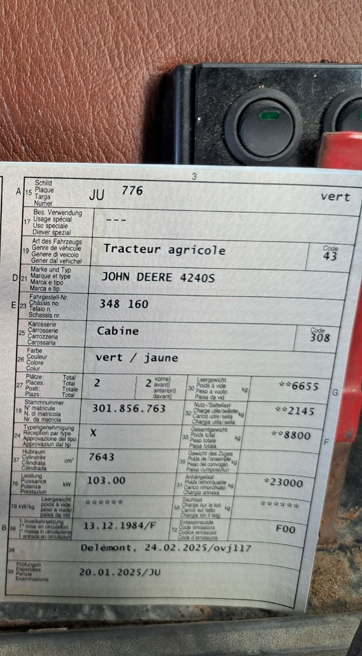 John Deere Tracteurs: John Deere 4240s  – D'occasion à Saulcy par m.w94 8