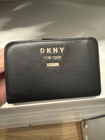 DKNY Cow Leather Wallet NEW