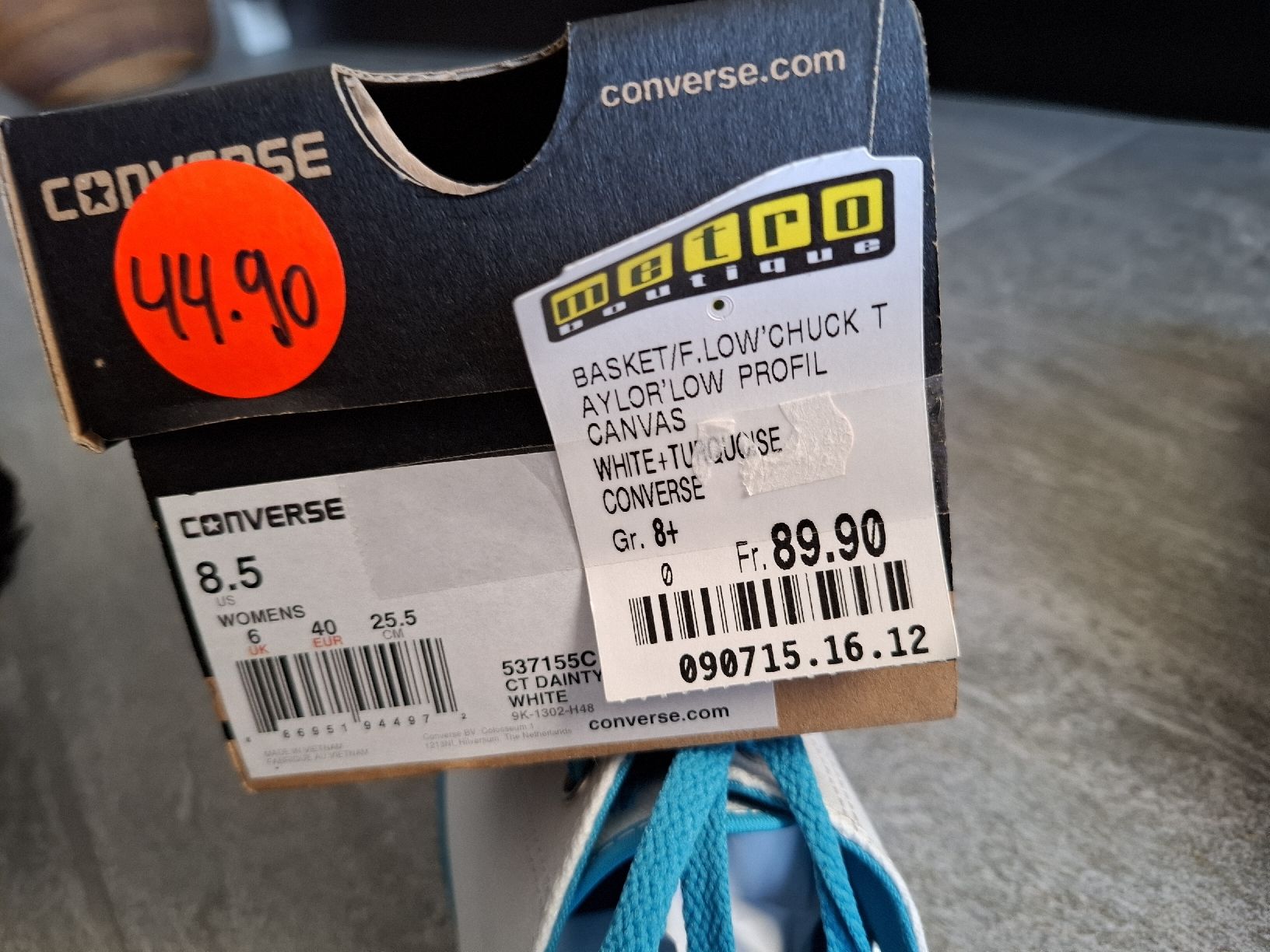Converse Scarpe da donna: Converse, 39, low Chuck, ungetragen – Nuovo e nell'imballaggio originale da Hurden venduto da Quadrille76 5